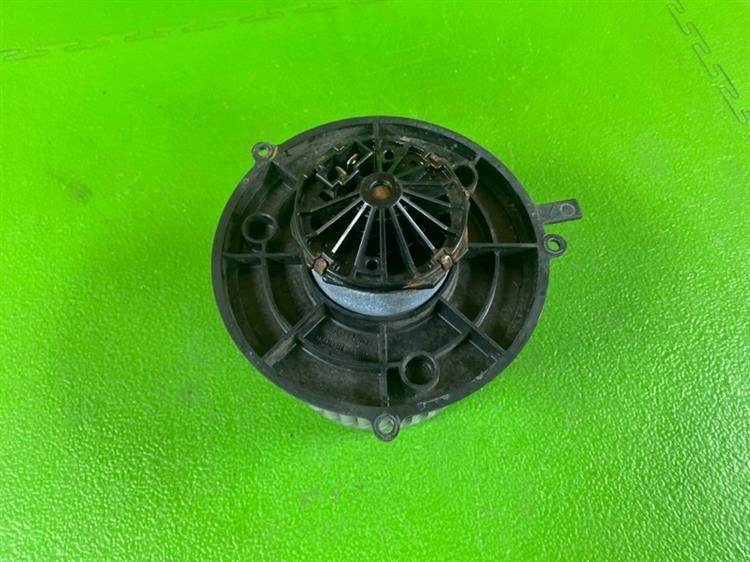 Мотор печки Тойота Териос Кид в Ноябрьске 113143
